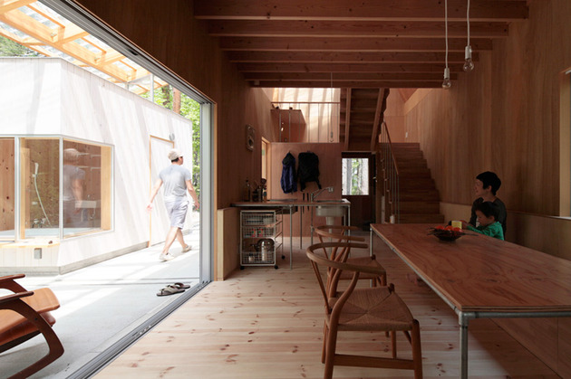 all-season-ski-house-with-transparent-roof-5-lower-floor.jpg