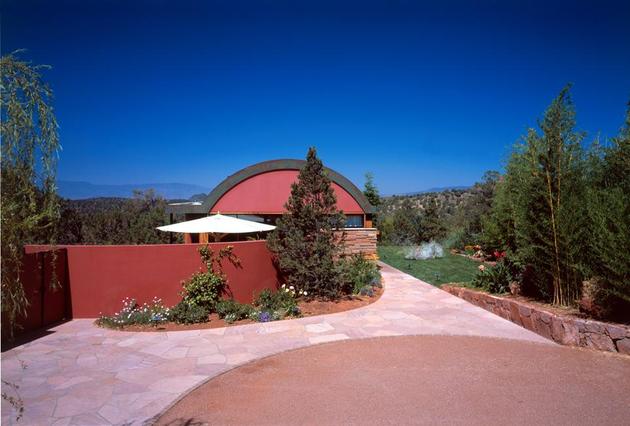 desert dwelling copper clad barrel roof 2 entry thumb 630xauto 32380 Desert Home with Copper Clad Barrel Roof