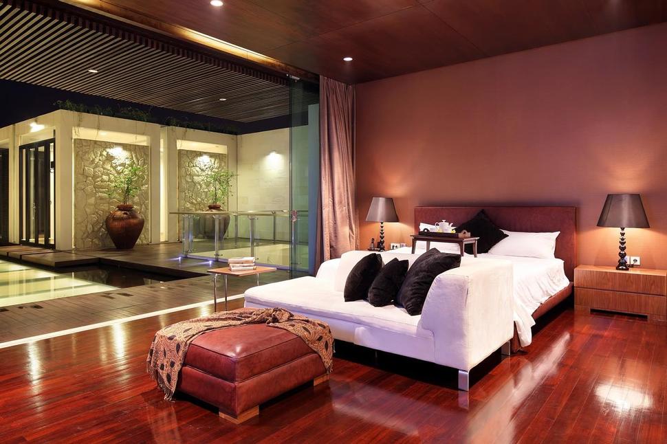 indonesian-zen-house-with-detailed-garden-filled-interior-28-master-bedroom.jpg