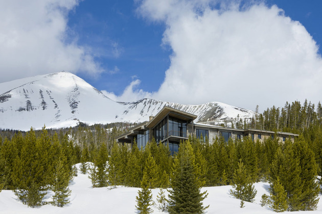 luxury-residence-ski-resort-natural-elements-28-site.jpg
