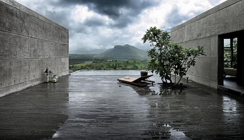 monsoon-proof-concrete-pavilion-house-11.jpg