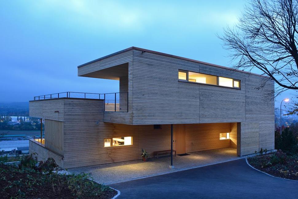 sustainable-geometric-house-rooftop-terrace-3-driveway.jpg