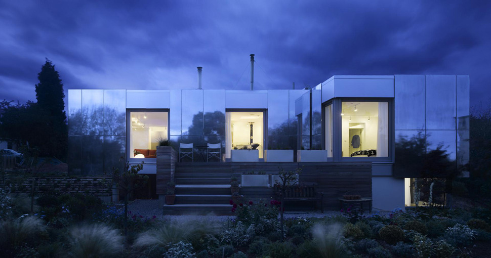 sustainable-zero-carbon-house-with-invisible-reflective-exterior-14.jpg