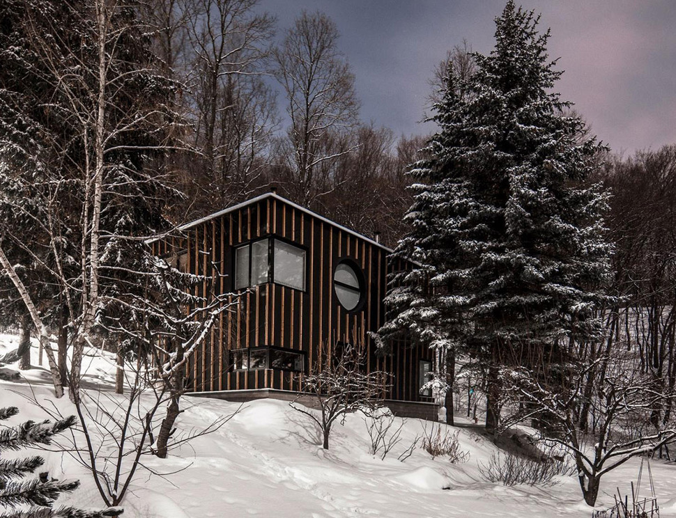 timber-cabin-built-two-days-1-site.jpg