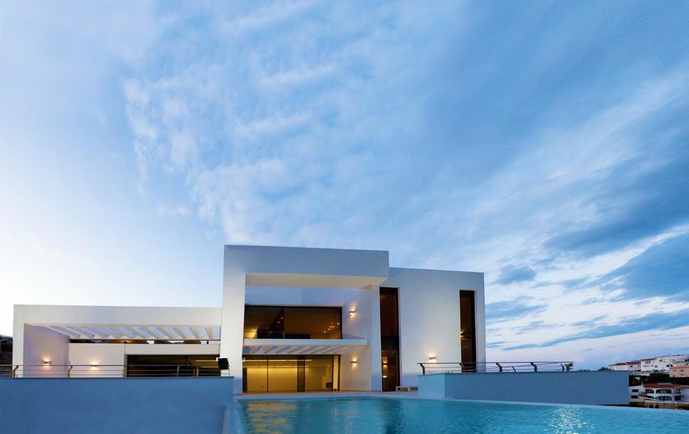 concrete-home-2nd-level-pool-360-degree-views-6-pool.jpg