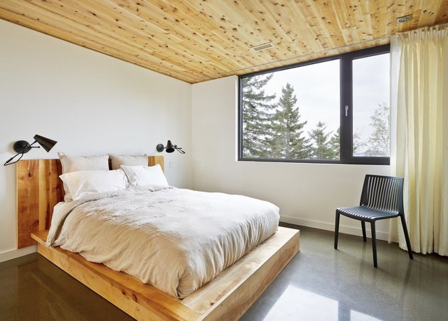 barn-aesthetic-muse-modern-home-15-bedroom.jpg