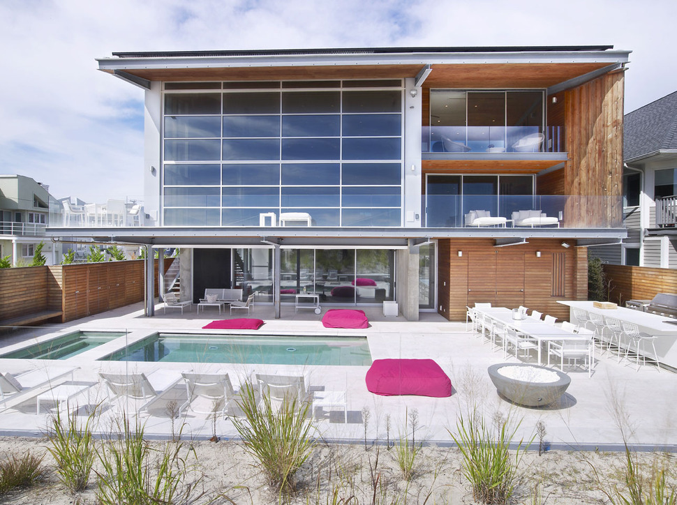 bbs-panel-home-poolside-terrace-borders-beach-1-back.jpg