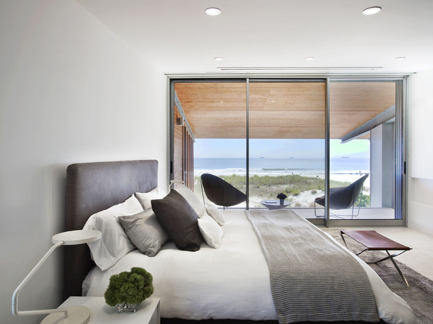 bbs-panel-home-poolside-terrace-borders-beach-14-bed.jpg