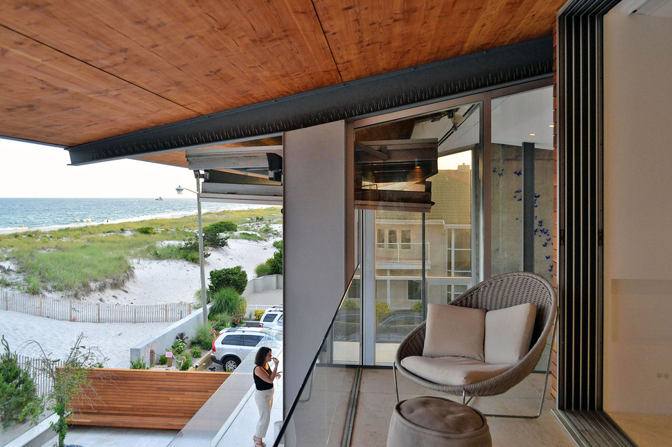 bbs-panel-home-poolside-terrace-borders-beach-16-deck.jpg