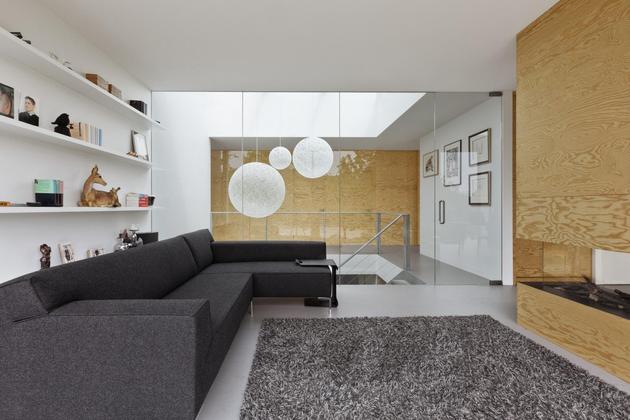minimalist-home-uses-pine-ply-design-elements-2-living.jpg