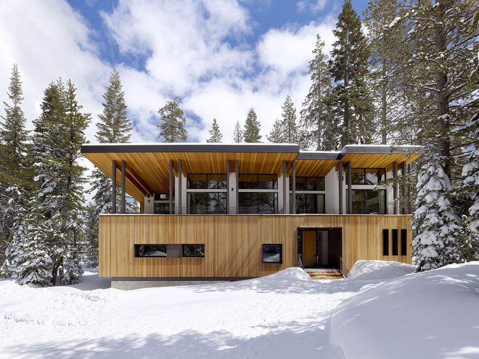 modern-mountain-home-railroad-avalanche-shed-design-muse-21-exterior.jpg