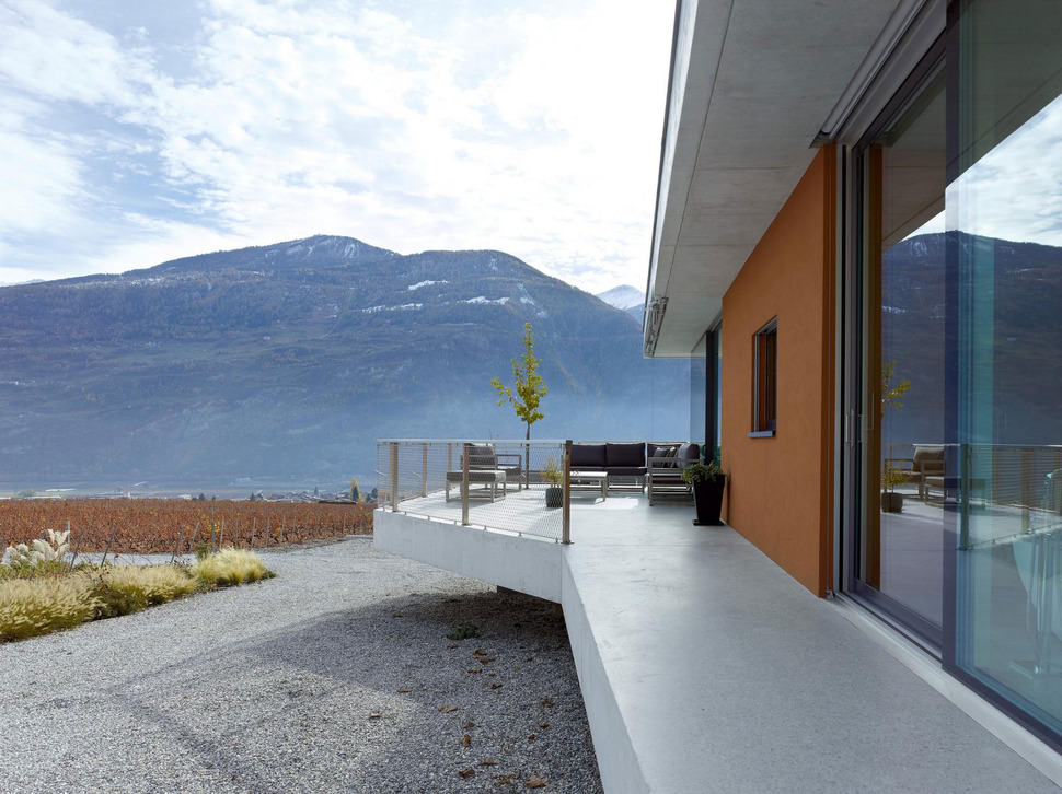 concrete-homesurrounded-vineyard-shades-brown-3-terrace.jpg