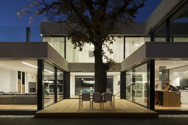 home-incorporates-thermal-balance-oaks-design-15-oak.jpg
