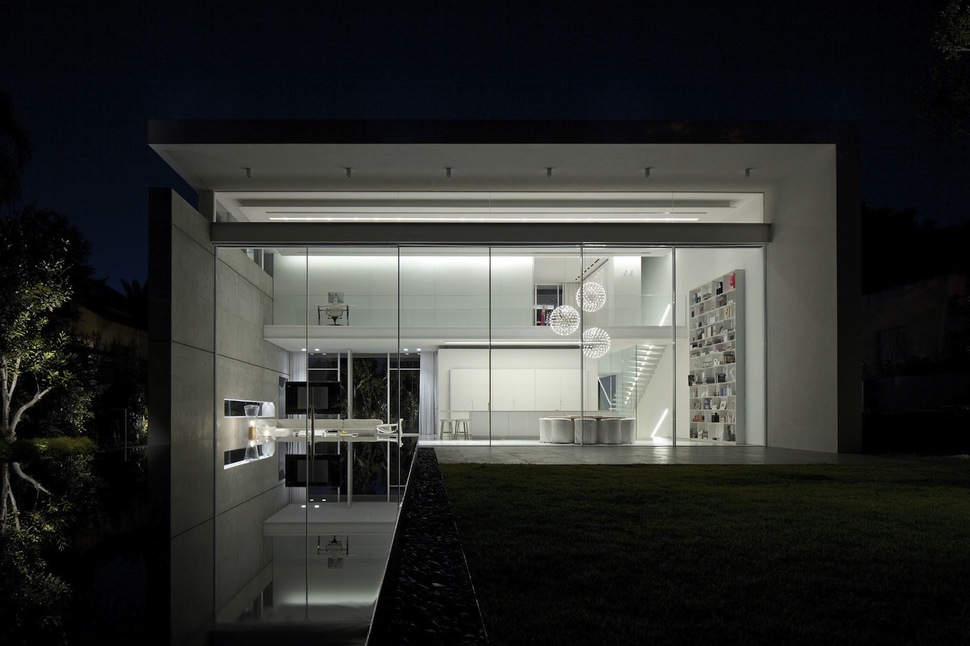 minimal-house-with-hangar-style-rear-facade-10-square-night.jpg