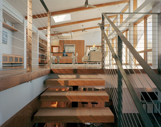 4200sqft-home-designed-around-cooking-views-15-stairs.jpg