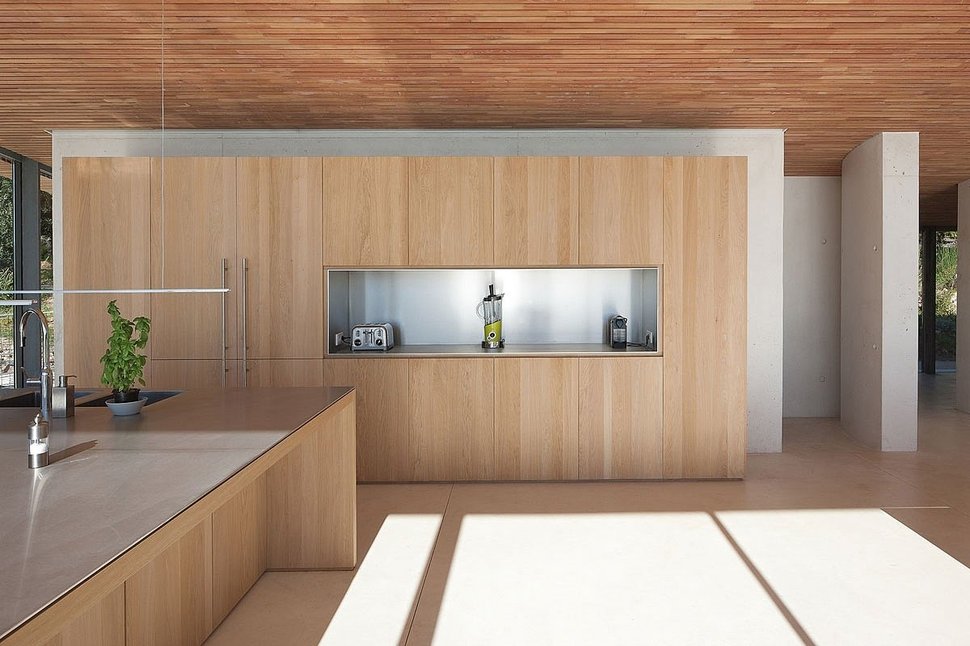 concrete-glass-home-main-level-wood-ceiling-10-kitchen.jpg