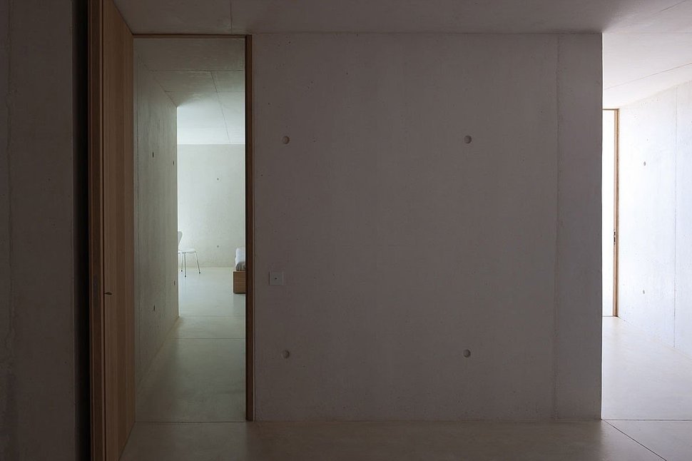 concrete-glass-home-main-level-wood-ceiling-21-bedroom.jpg