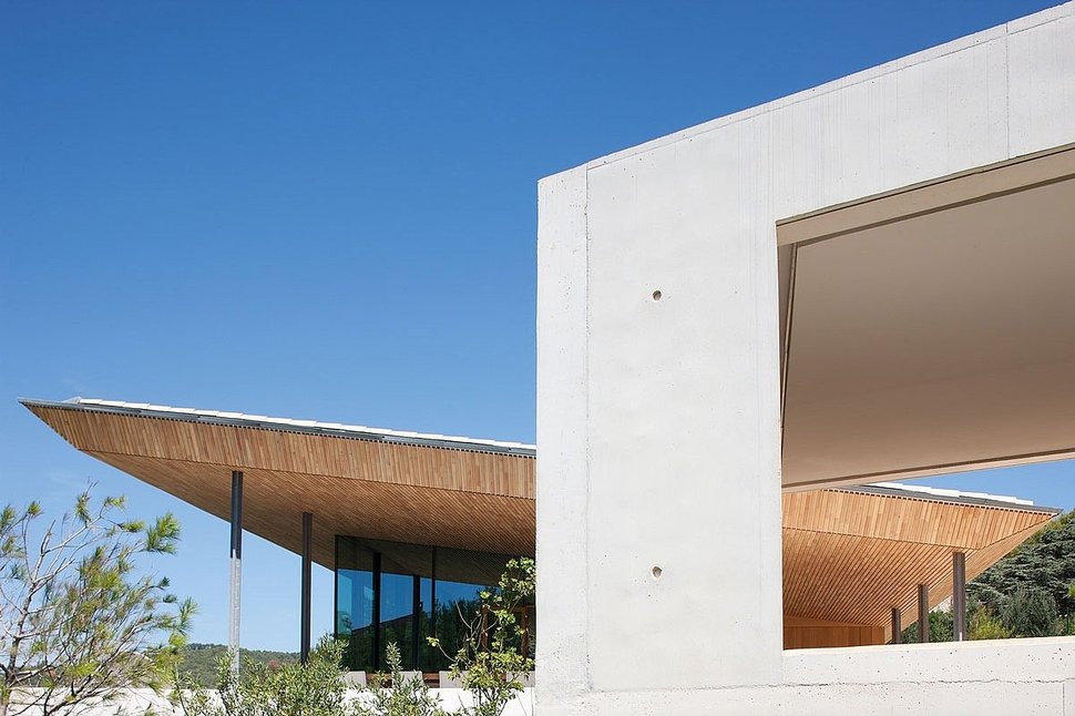 concrete-glass-home-main-level-wood-ceiling-26-exterior.jpg