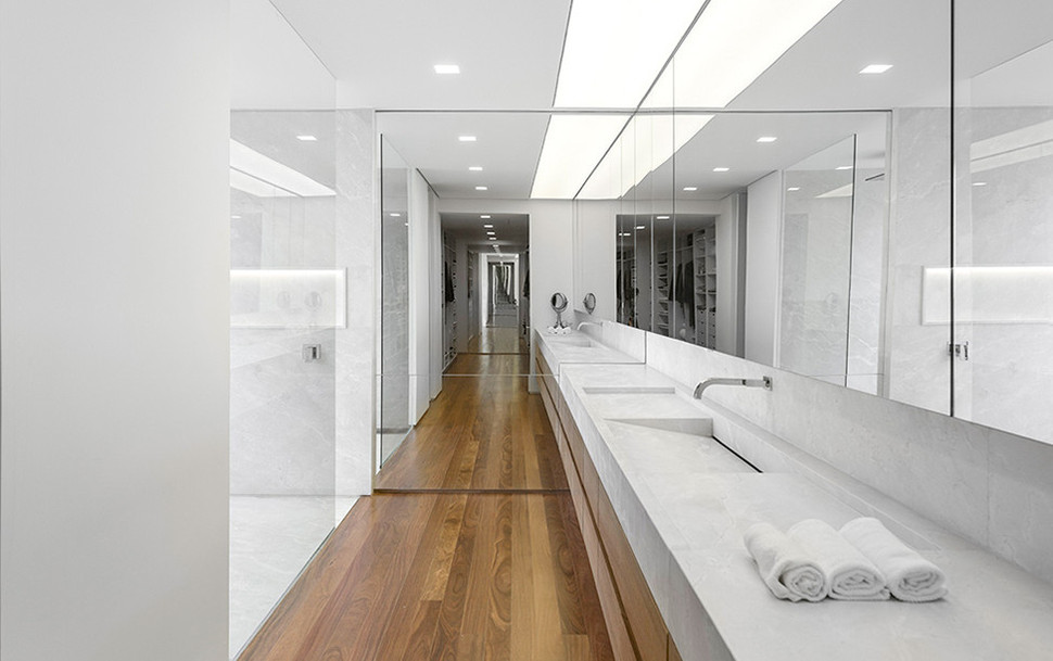 contemporary-hillside-luxury-house-made-from-stone-11-master-bathroom.jpg