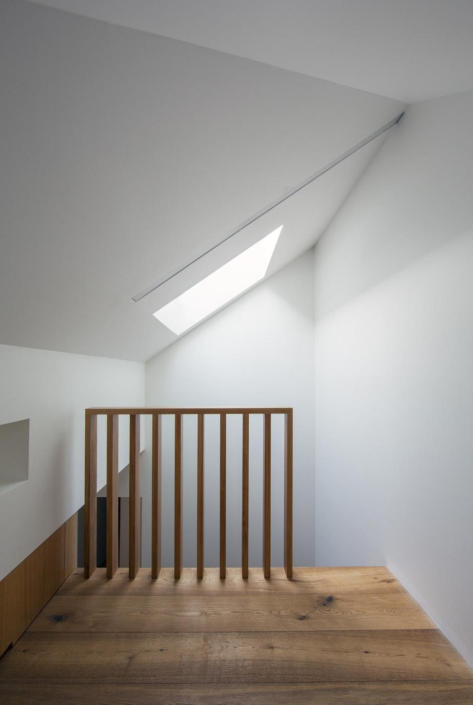 house-interesting-wooden-staircase-design-child-hideout-13-loft.jpg