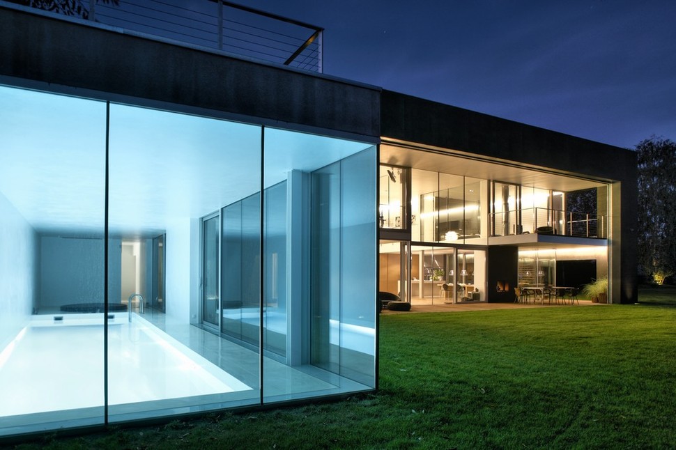 house-closes-concrete-cube-covering-glazed-areas-10-pool.jpg