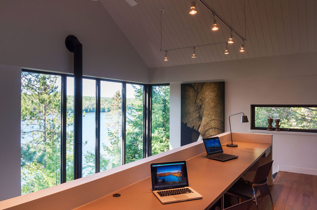vacation-home-perched-bluff-lakeside-dock-14-workstation.jpg