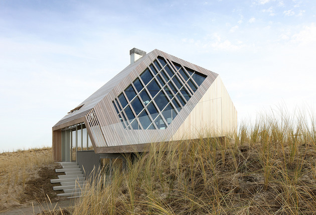 turtle-roof-wooden-cottage-eco-bio-fuel-heating-1.jpg