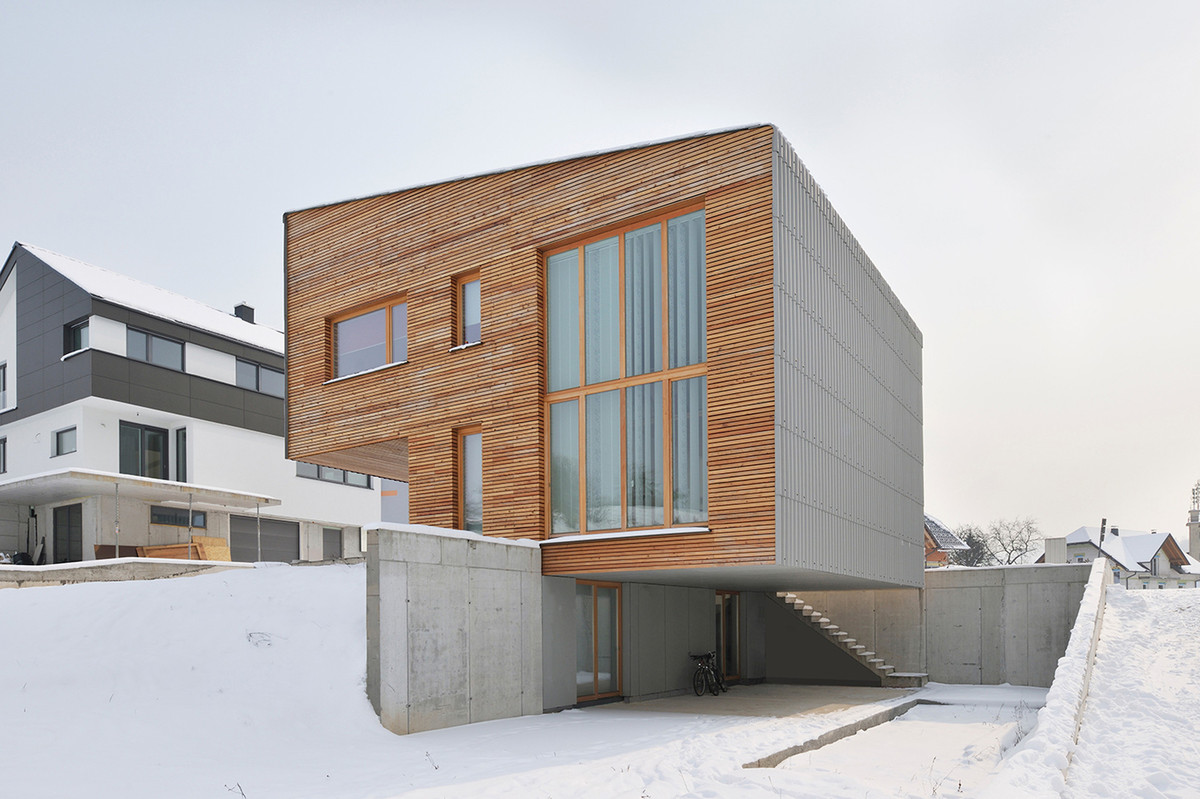 small-wood-homes-for-compact-living-22b.jpg
