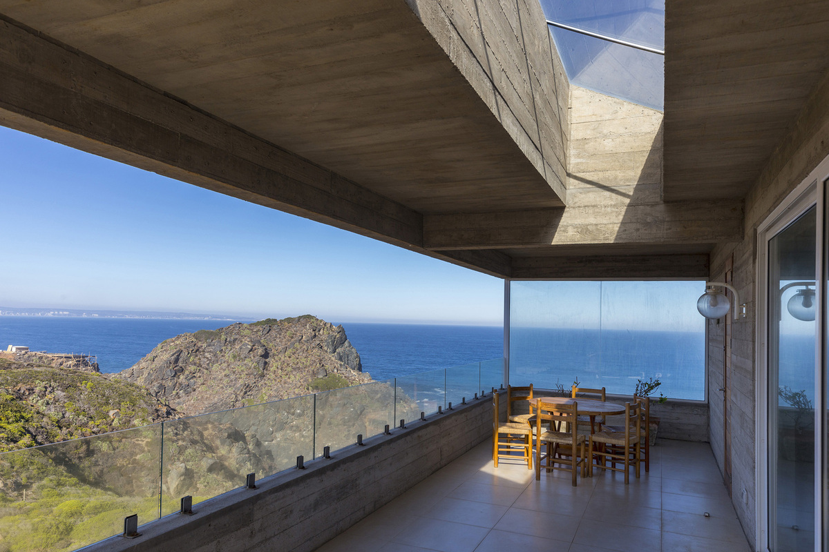 concrete-holiday-home-chile-gubbins-arquitectos-9.jpg