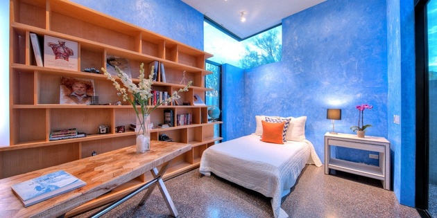 modern-desert-home-steven-holl-bed-study.jpg