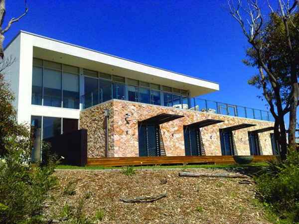 beachfront-home-beauty-australian-architects-1.jpg