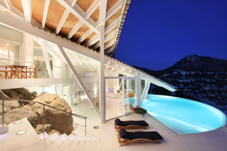 bird house in mallorca with wings and luxury decks 10
