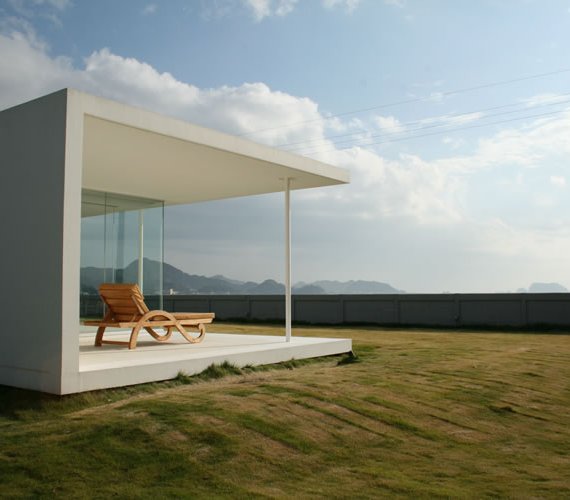 boso house 4 Modern Minimalist House in Japan Folds to Frame Magnificent View