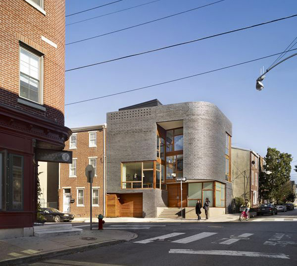 Brick House Architecture Goes Ultra-Modern