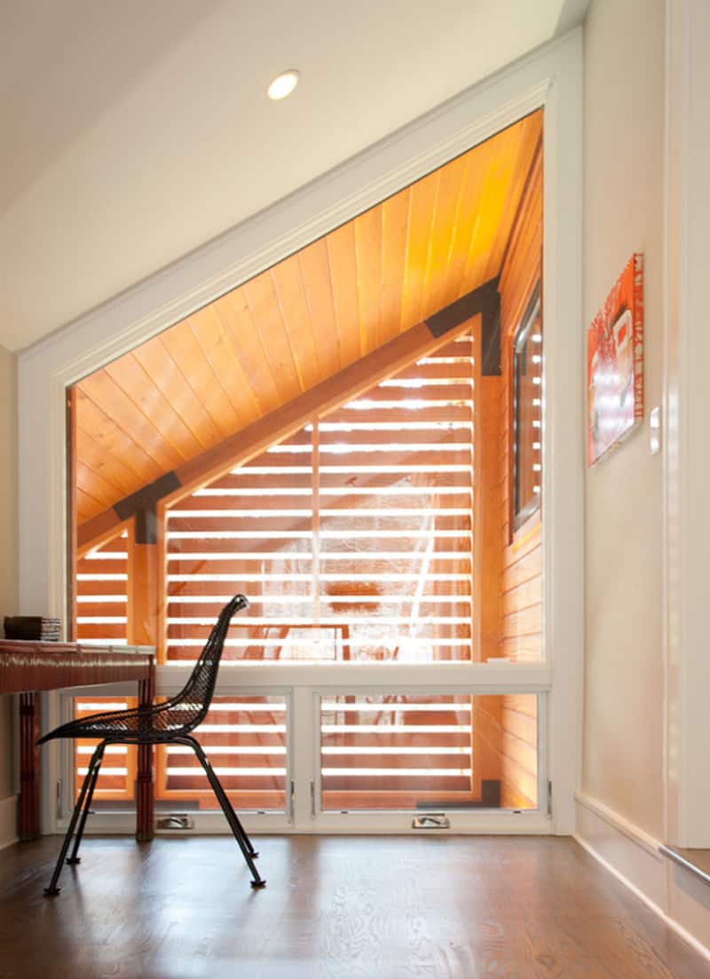 cedar-porch-house-transforms-peripheral-element-into-focal-point-14.jpg