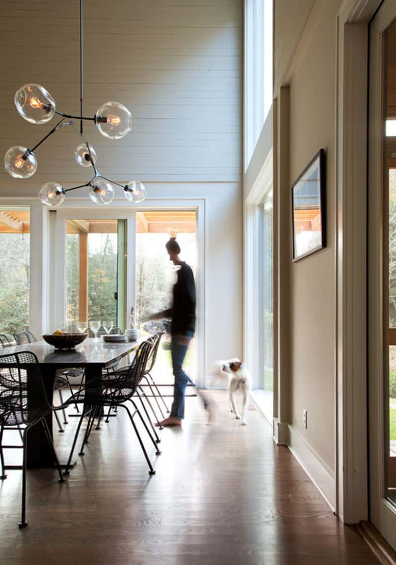 cedar-porch-house-transforms-peripheral-element-into-focal-point-8.jpg