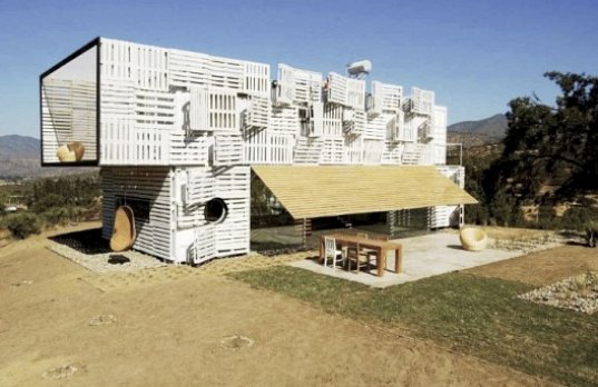 chilean architects modern recycled eco house 3