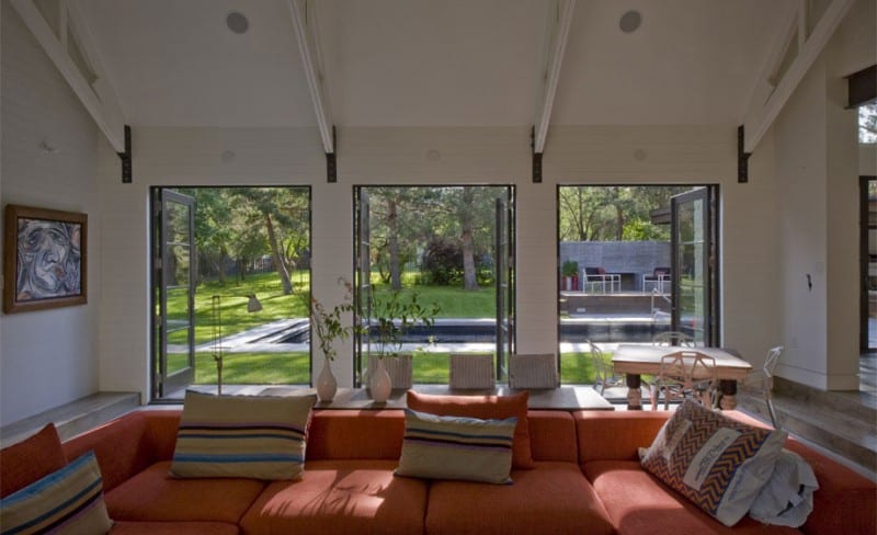 colorado-home-modern-amenities-farmhouse-flair-10-couch.jpg