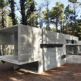 Contemporary Concrete Cottage Where Man and Nature Collide