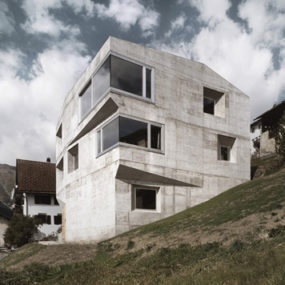 Contemporary Concrete Home in Berlin