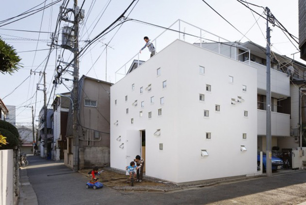 contemporary tokyo architecture with a twist 1