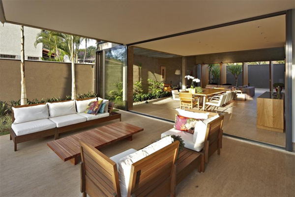 courtyard living architecture brazil 2