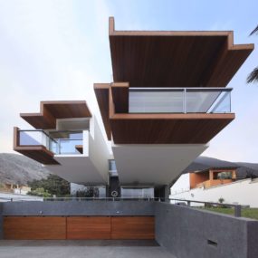 Creatively Cool Dual Cantilevered House In Peru
