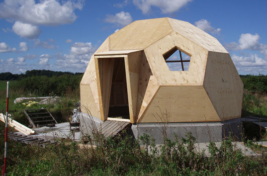 easy dome home 2 Futuristic Vision of Sustainable Living – Easy Domes Becoming an Easy Choice