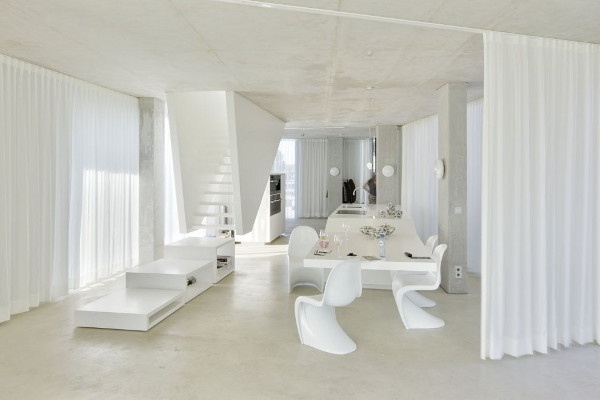 elegant glass house minimalist design 3