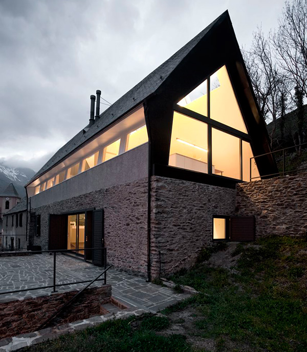 Contemporary Mountain House Plans
