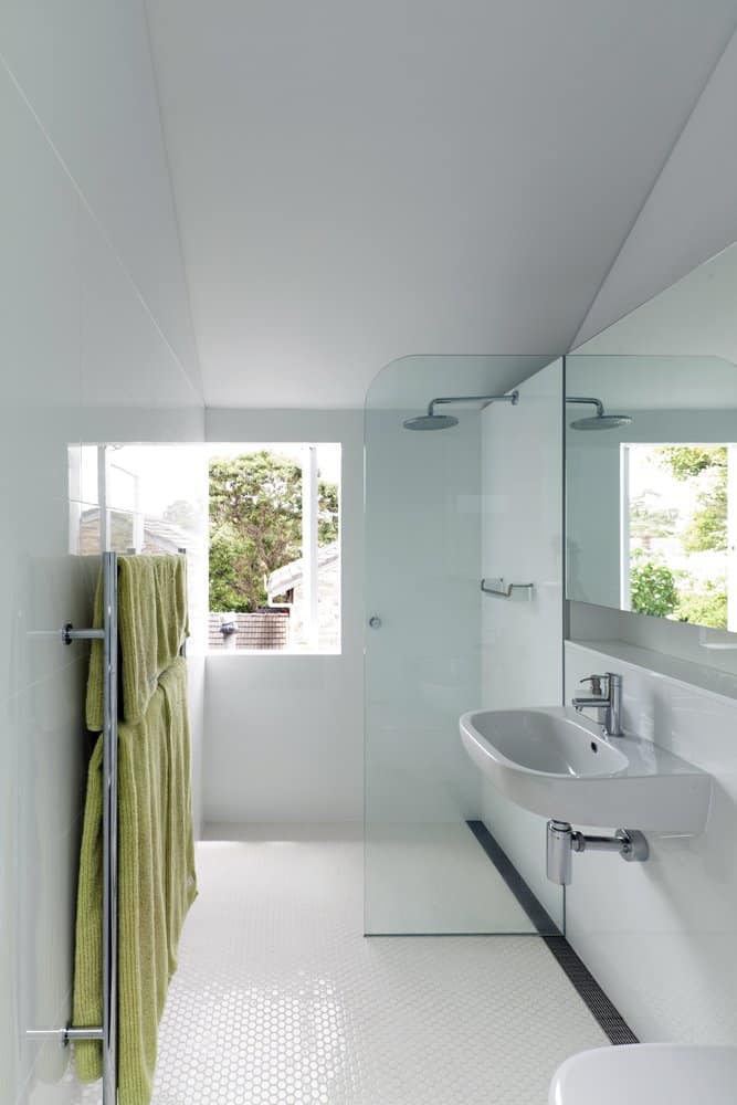 familiar touches modern design sydney home 23 shower