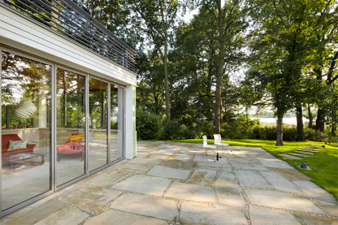geometric-house-architect-german-lakefront-retreat-7.jpg