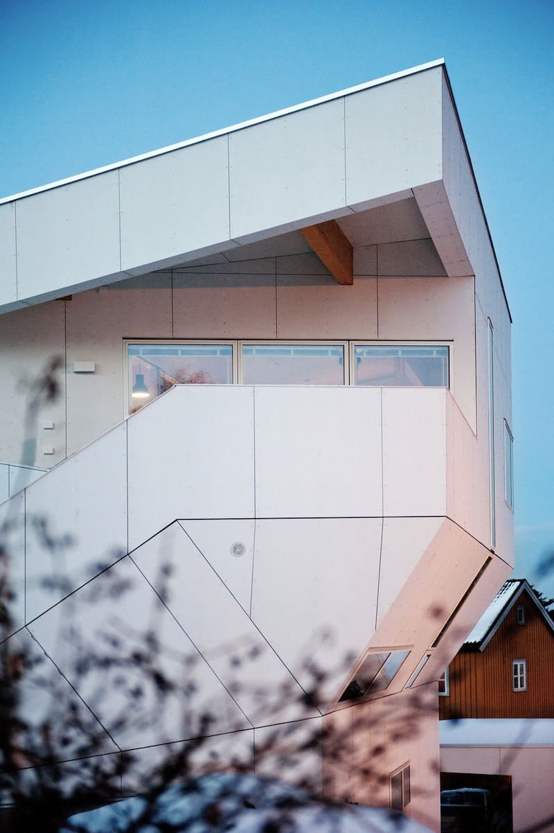 geometric-norwegian-house-with-creative-interior-fixtures-6-peak-corner.jpg