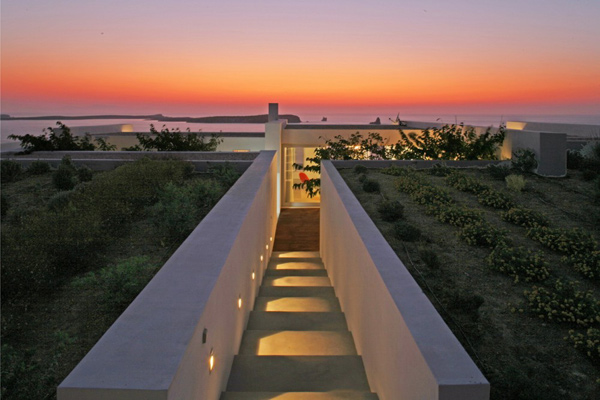 greek luxury villa brings indoors outdoors 2 Greek luxury villa brings indoors living into the outdoors